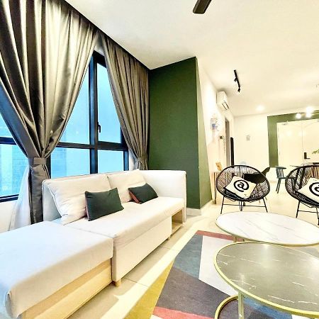 Kl Gateway Premium Residences By Moka Куала Лумпур Екстериор снимка