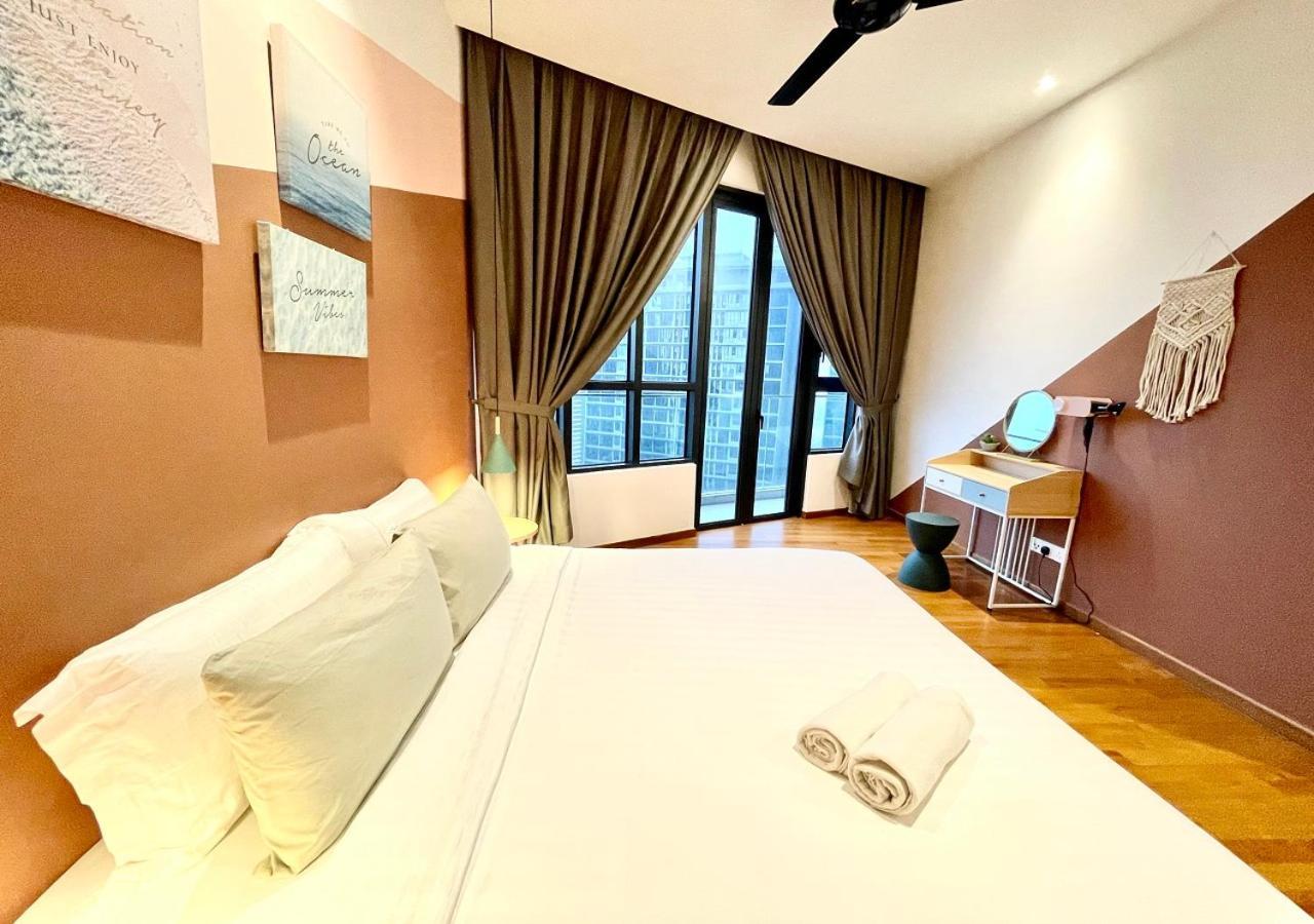 Kl Gateway Premium Residences By Moka Куала Лумпур Екстериор снимка