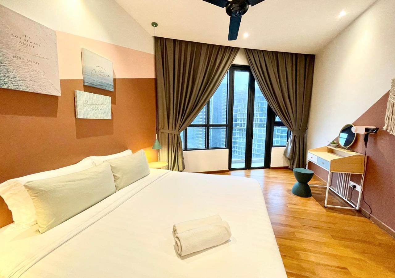 Kl Gateway Premium Residences By Moka Куала Лумпур Екстериор снимка