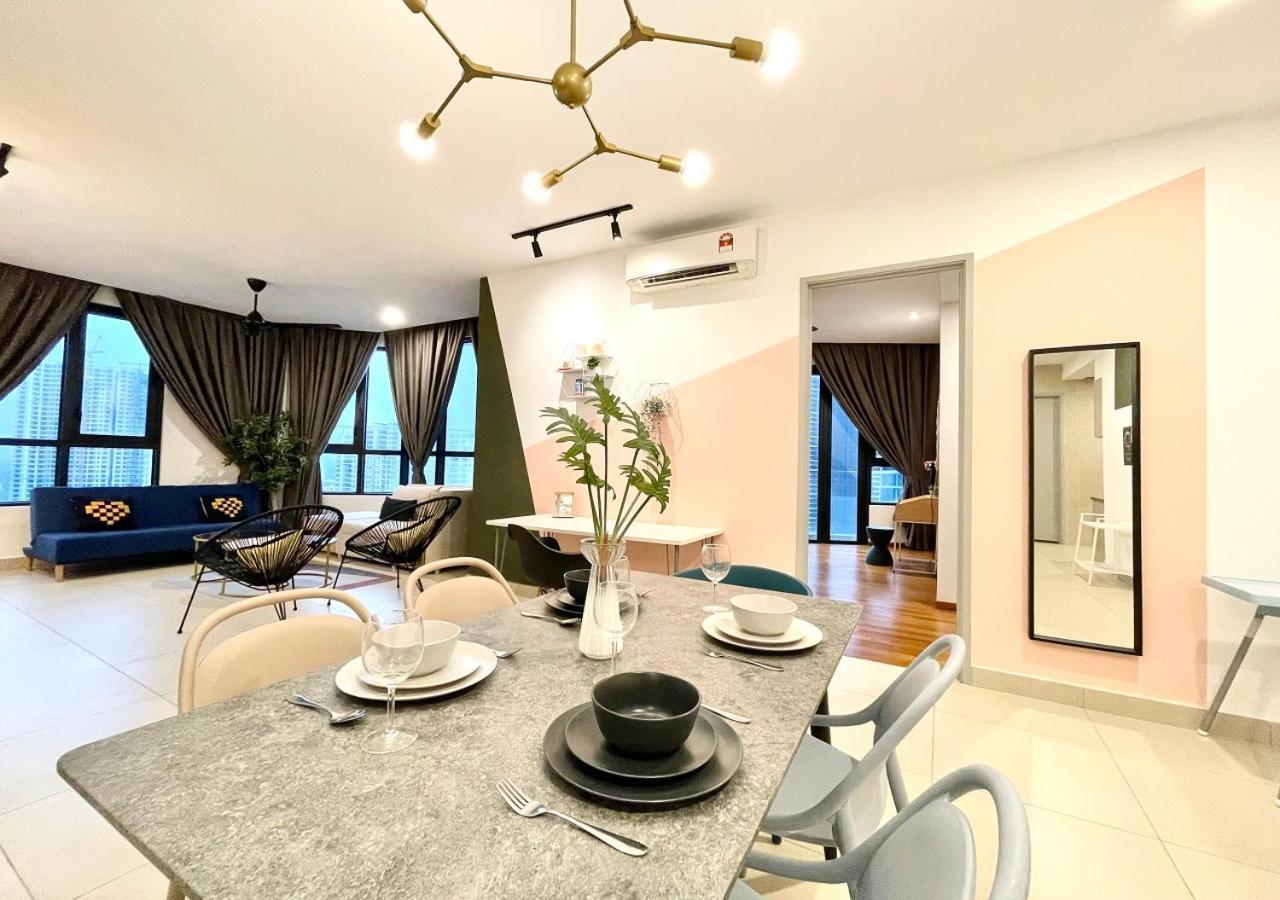 Kl Gateway Premium Residences By Moka Куала Лумпур Екстериор снимка